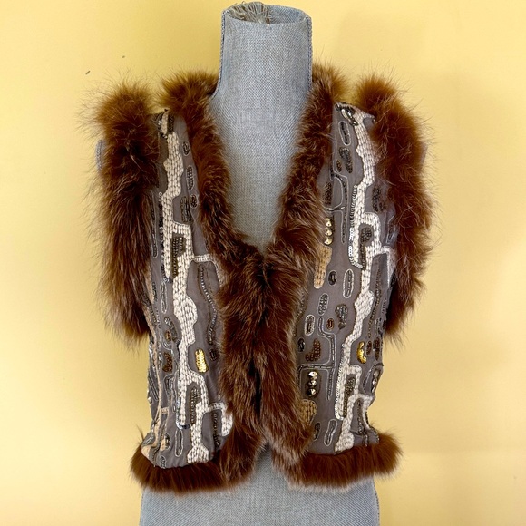 Alice + Olivia Fur Vest - Picture 1 of 11